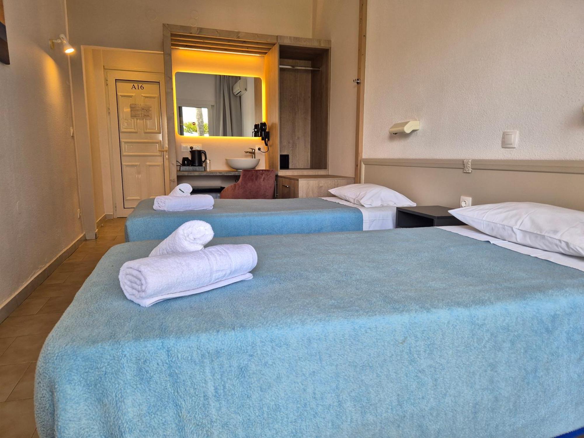 Morfeas Hotel カボス エクステリア 写真