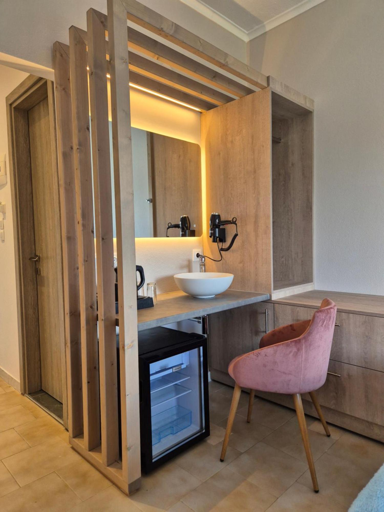 Morfeas Hotel カボス エクステリア 写真
